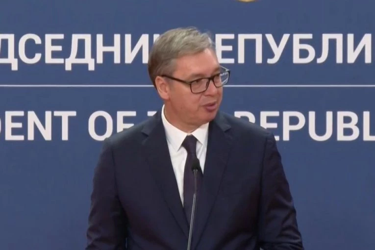 PONUDIO 1.000 EVRA ZA UBISTVO VUČIĆA! Jeziva pretnja osvanula na društvenim mrežama - VJT PREDUZELO HITNE KORAKE!