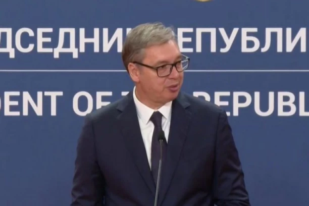 PONUDIO 1.000 EVRA ZA UBISTVO VUČIĆA! Jeziva pretnja osvanula na društvenim mrežama - VJT PREDUZELO HITNE KORAKE!