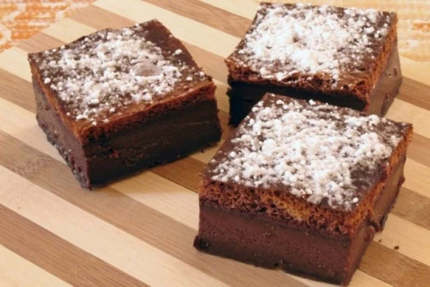 Magične ČOKOLADNE kocke: Od jedne smese nastaju tri savršena sloja - bez ikakvog truda!