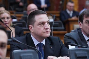"PA, ŠTO SE TADA NIJE POBUNIO": SPS saopštenjem žestoko odgovorio Ružiću nakon što je ISKLJUČEN IZ STRANKE!