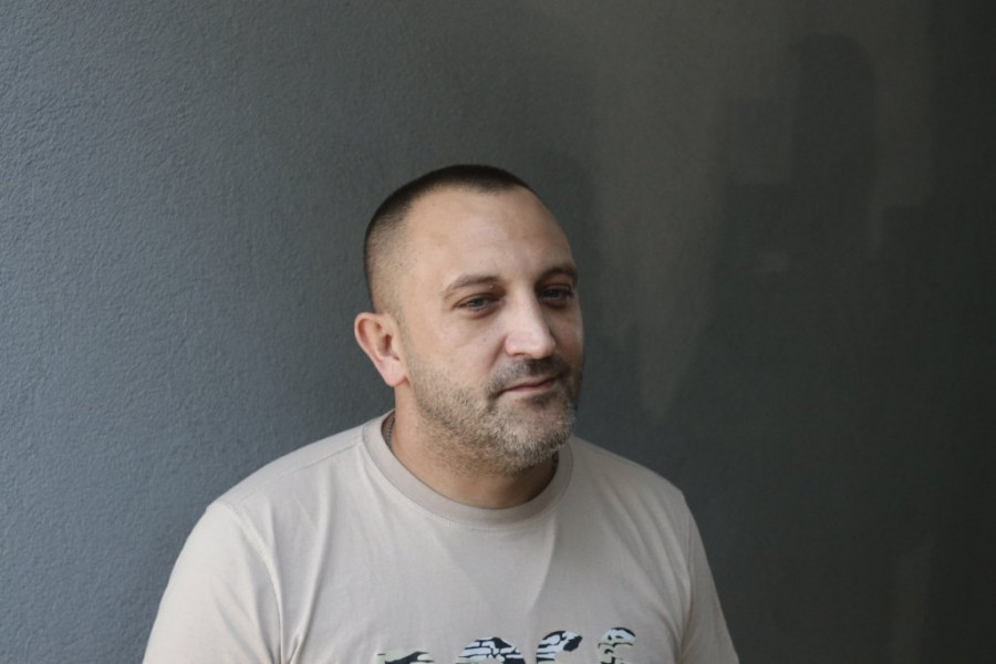 OVAKO JE STOJA REAGOVALA KAD JE SAZNALA DA JOJ SIN ULAZI U "ELITU 10": Pevačica se jedva sabrala (VIDEO)