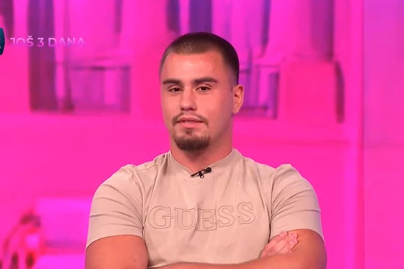 BRUTALNO PONIŽENJE: Viktor obelodanio istinu o Mini uživo na Pinku! (VIDEO)