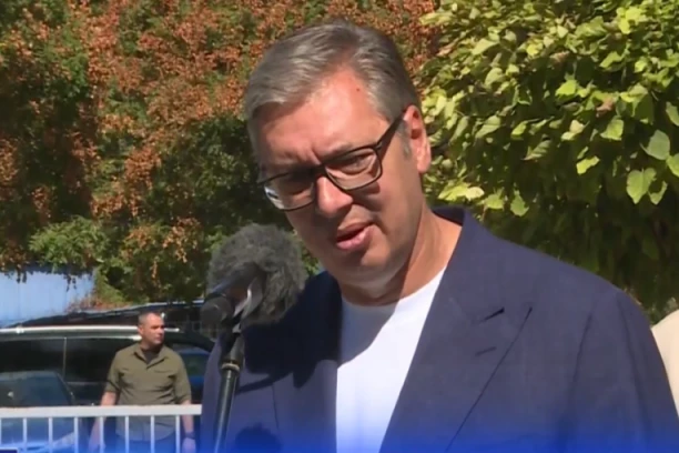 FANTASTIČAN DOČEK PREDSEDNIKA U SUBOTICI! Vučić najavio 200 novih radnih mesta i povećanje plata!