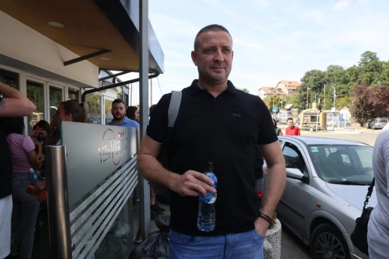 LUNA ĐOGANI JE ZA NJEGA PROŠLOST! Učesnik "Elite 10" šokirao u karantinu: Ako uđe...