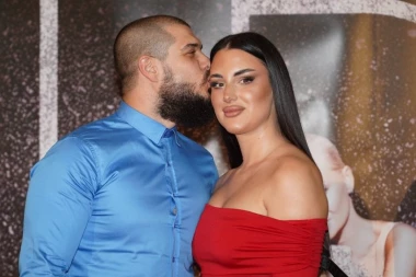 PRVO OGLAŠAVANJE DEJANA DRAGOJEVIĆA NAKON GUBITKA BEBE: Kompletna nacija u suzama - Tuga!