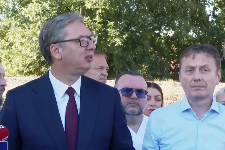 VUČIĆ U NIŠU! Predsednik obilazi lokaciju za izgradnju nove Klinike za ginekologiju i akušerstvo!