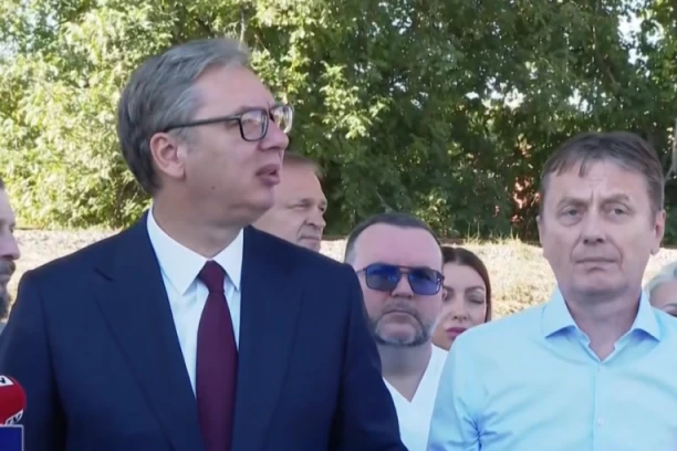 VUČIĆ U NIŠU! Predsednik obilazi lokaciju za izgradnju nove Klinike za ginekologiju i akušerstvo!