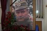 "Još u Kninu otpočeo je borbu da po svaku cenu spreči mogući bratoubilački rat" Saobar pokojnog generela Mladića otkrio ono o čemu se dugo ćutalo!