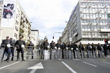 PRAJD I "TRKA 10K" ZATVARAJU BEOGRADSKE ULICE: Koje linije danas menjaju trase