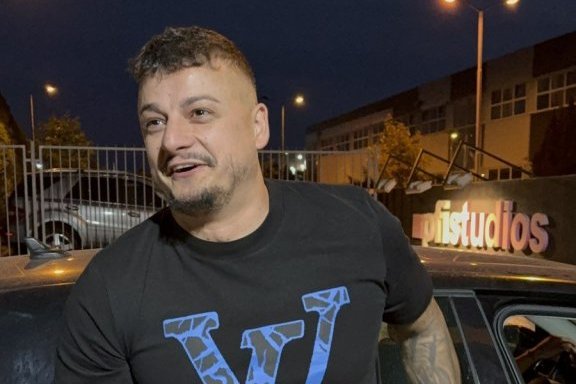 TERZA DOBIO PONUDU VAN RIJALITIJA, OVO SE NE ODBIJA! Sve se pročulo po Beloj kući - EVO O ČEMU je reč!
