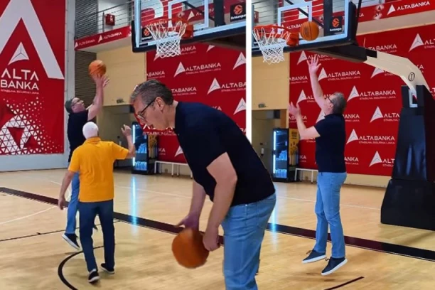 ŠOU NA TERENU! Pogledajte kako predsednik Vučić i legendarni Miroslav Nikolić igraju košarku - "S MUTOM NIKAD NIJE DOSADNO!"
