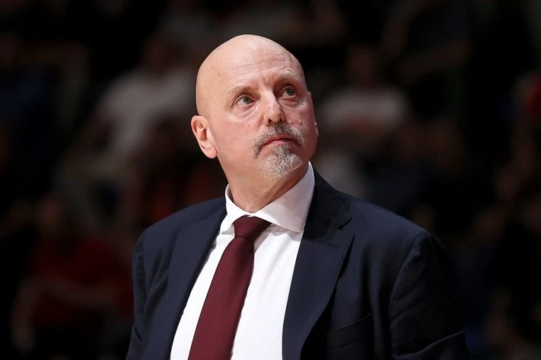 OBRADOVIĆ ZAGORČAO ŽIVOT VEČITIMA! Zvezda i Partizan ne znaju šta ih je snašlo!