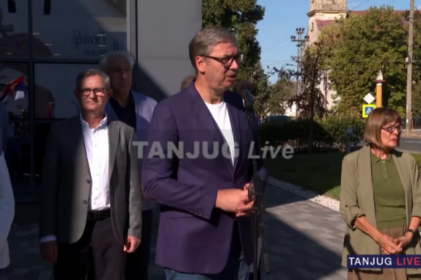 VUČIĆ OBILAZI ZAPADNOBAČKI OKRUG: Povezaćemo Odžake sa Smajlijem