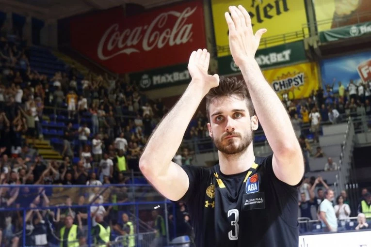 OGLASIO SE RADE ZAGORAC! Evo šta je istina o propasti njegovog transfera u Zadar!