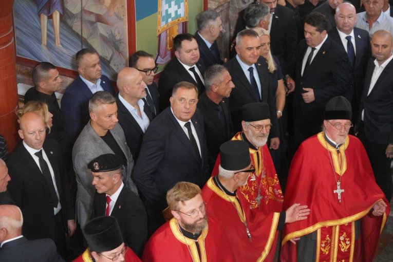 Završeno opelo generalu Mladiću
