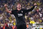 TURCI PONIZILI DUŠANA VLAHOVIĆA! Možete li da verujete šta mu rade posle derbija Fenerbahče - Bešiktaš!