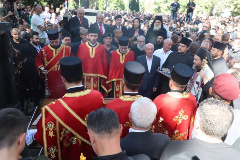 Sahranjen Ratko Mladić