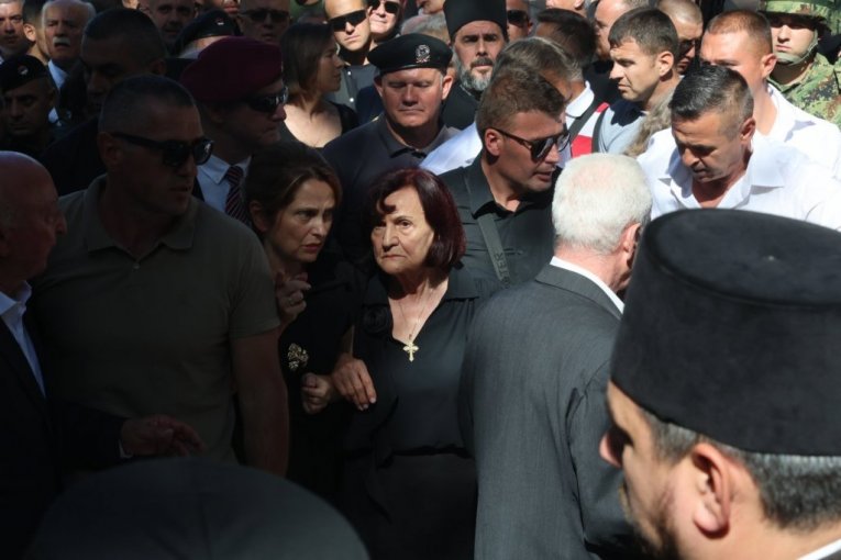 Sahranjen Ratko Mladić