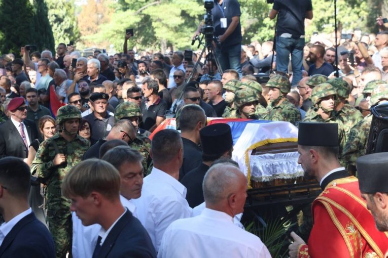Sahranjen Ratko Mladić