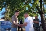 "REČENO-ISPUNJENO, KAKO JE VUČIĆ I OBEĆAO!" Jovanov obišao radove na severu Banata, radnicima doneo osveženje! (VIDEO)