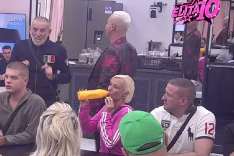 Lepi Mića je vođa
