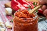 CEPKANI AJVAR: Ovako se priprema starinski specijalitet od čiste paprike - a tajna uspeha je u jednom koraku