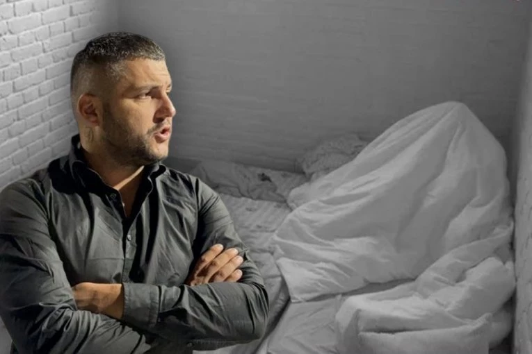 HITNA REAKCIJA NAKON ŽIVOTINJSKE VRELE AKCIJE ANELI I FILIPA ĐUKIĆA! Asmin odgledao njen snimak, pa joj se javno obratio!