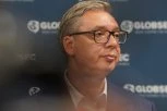 VUČIĆ PODSETIO NA SREBRENICU: Skoro sam bio linčovan, a niko nikada nije tražio istragu