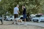 POVREĐEN ČEDA JOVANOVIĆ, ACA KOS SE NE ODVAJA OD NJEGA! Jedva hoda, noga mu je kompletno zavijena! (PAPARACO)