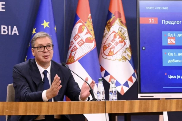 PENZIJE SKAČU 7,5 ODSTO, PLATE I DO 12 ODSTO! Vučić predstavio nove mere za poboljšanje životnog standarda građana: Biće povećan i minimalac! (FOTO)