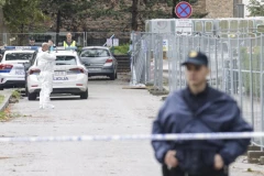 ODREĐEN PRITVOR NAPADAČU IZ ŠKOLE U ZAGREBU! Izbo učenika i spremačicu!
