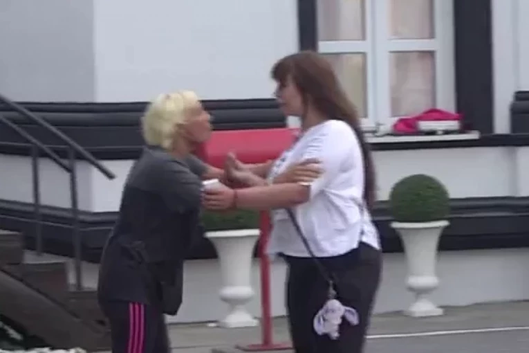 VRATILA SE STARA MIKSI! Kulićeva ISPOLIVALA CIMERKU, pa nastao karambol - Jasenka urla na sav glas! (VIDEO)