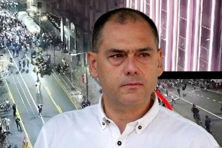 "STAVI KOJI GOD UREĐAJ!" Ovo je poruka iz telefona Aleksandra Radića neposredno pre nego što je prvi put spomenuo upotrebu "zvučnog topa": Oglasilo se VJT"