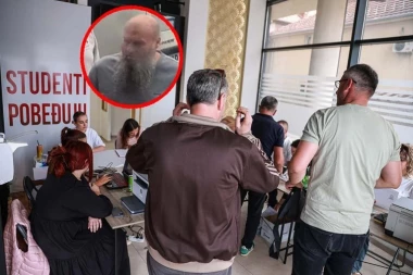 PUCAO NA ROĐENU SESTRU, PSUJE SVE SRPSKO, PRIPADNIK "VEHABIJA"...! Bivši robijaš i okoreli kriminalac Emir Rapović podržao Studentsku listu u Novom Pazaru