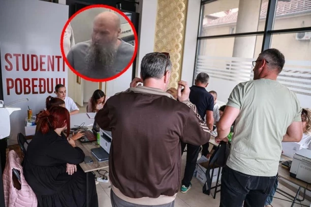 PUCAO NA ROĐENU SESTRU, PSUJE SVE SRPSKO, PRIPADNIK "VEHABIJA"...! Bivši robijaš i okoreli kriminalac Emir Rapović podržao Studentsku listu u Novom Pazaru