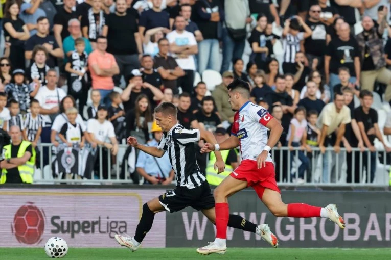 PARTIZAN - VOJVODINA: Apsolutno neverovatna dešavanja u Humskoj! (VIDEO)