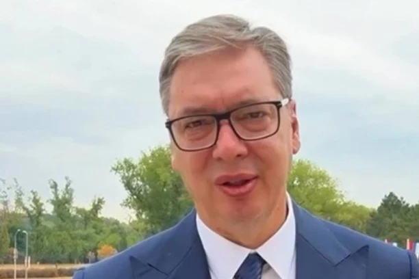 ZASLUŽILI STE NOVAC KOJI DANAS DOBIJATE! Vučić se obratio penzionerima i borcima (VIDEO)