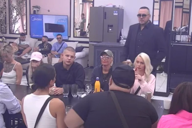 HITNO PREKINUT PROGRAM NA PINKU - CAR DOVEO LAURU DO PUCANJA! Niko nije ni sanjao da će ovo uraditi, ona ga oduvala pred svima!