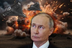 PUTINOV LOV NA BORISA DŽONSONA! Jurio ga dron na putu iz Kijeva - RUSI GAĐALI VOZ NA GRANIČNOM PRELAZU UKRAJINE S POLJSKOM!