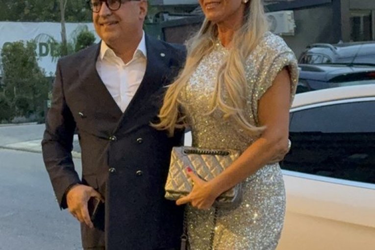 Olja Karleuša sa suprugom Pecom