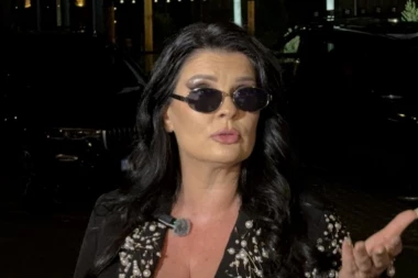 "NE STAVLJAJU MI VIŠE PRISLUŠKIVAČE U AUTO!" Šokantno priznanje Maje Marijane o JEZIVOJ PROŠLOSTI, a onda je zbog SILIKONA brutalno zapušila usta svima!