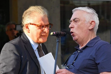 MILIĆ I LOMPAR PROZIVAJU „PROGLAS“! ISPLIVAO SNIMAK: ZAŠTO BLOKADERI PRIKRIVAJU NASILNIKA?