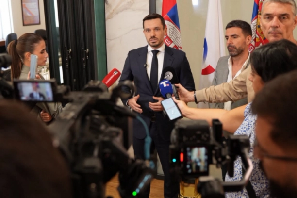 PENZIONERSKE KARTICE FONDA PIO: POPUSTI U DODATNIH DESET PRIVATNIH ZDRAVSTVENIH USTANOVA