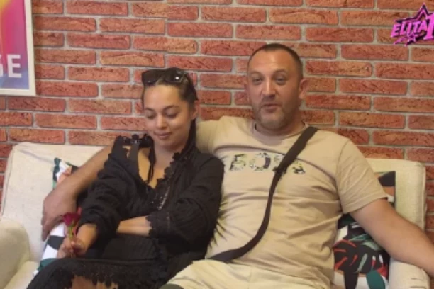 HAOS! RADA TERALA STOJINOG SINA NA VRELU AKCIJU: "Ajde pod tuš" - SKANDALOZAN SNIMAK UGLEDAO SVETLOST DANA! (VIDEO)
