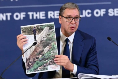 "AKO IH SE MI NE SETIMO, NIKO IH NEĆE NI POMENUTI!" Vučić objavio potresne slike žrtava tzv. OVK na Kosovu: Srbija će, ipak, svima pružiti ruku! (FOTO)