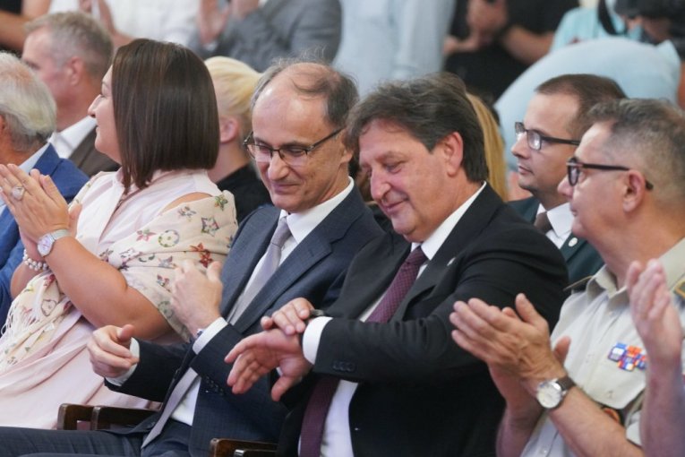 dokumentarni serijal "U stroju"