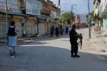 BOMBAŠKI NAPAD NA DŽAMIJU! Najmanje sedmoro MRTVIH, 30 POVREĐENIH: Spasioci izvlače ljude iz ruševina! (VIDEO)
