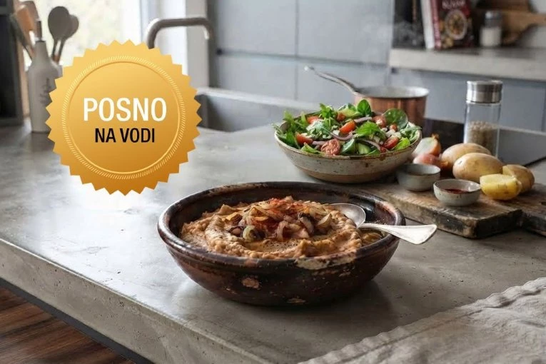 ZANIMLJIV PIRE OD DVE OMILJENE NAMIRNICE: Krompir i pasulj spojeni u jedno ukusno jelo koje dugo drži sitost