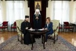 POMOĆ OD 12 MILIONA DINARA ZA NAJUGROŽENIJE: Potpisan ugovor o nastavku saradnje Crkve i države