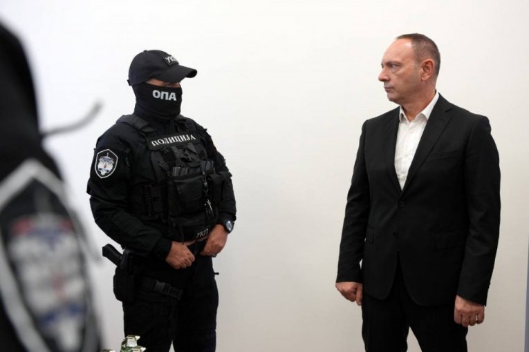 Ustupljene fotografije